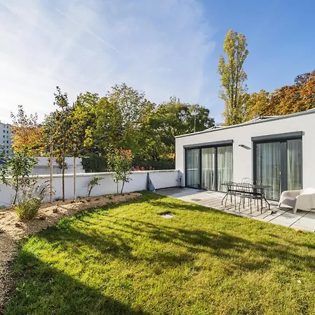 Arbio I Liv\'S Place Lux Apartments